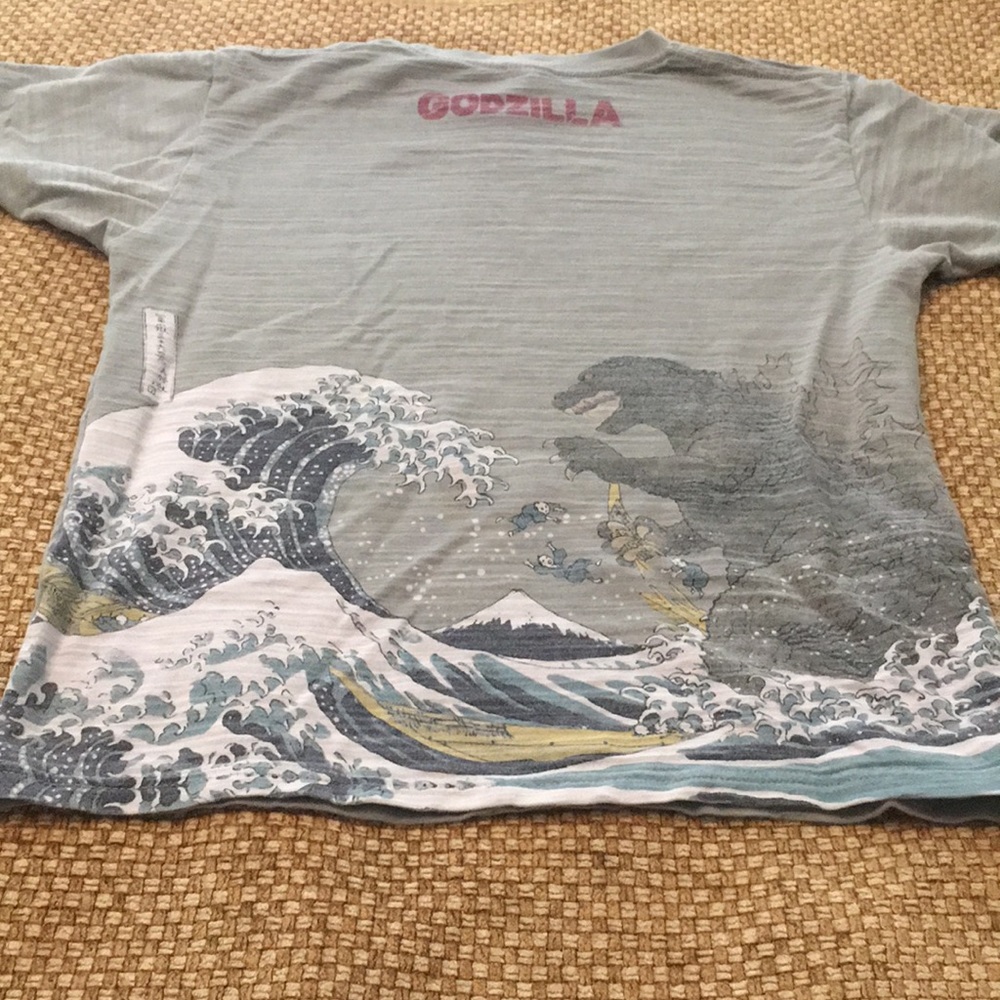Godzilla men’s size medium, awesome graphics